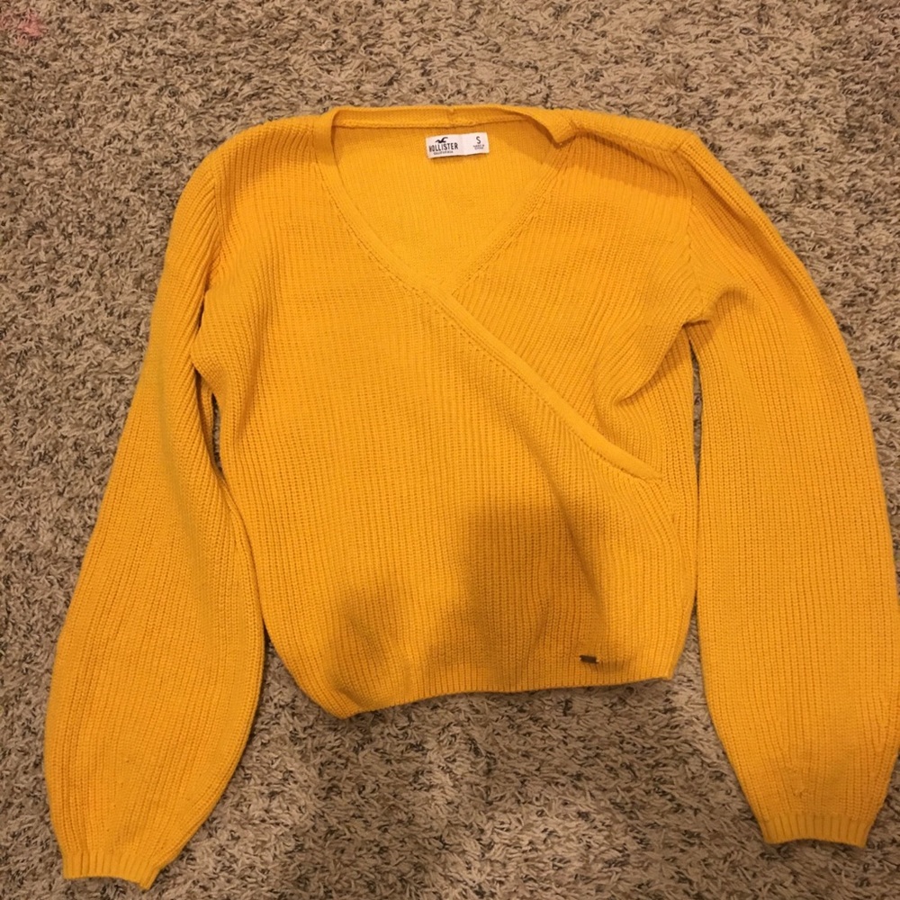 Yellow sweater